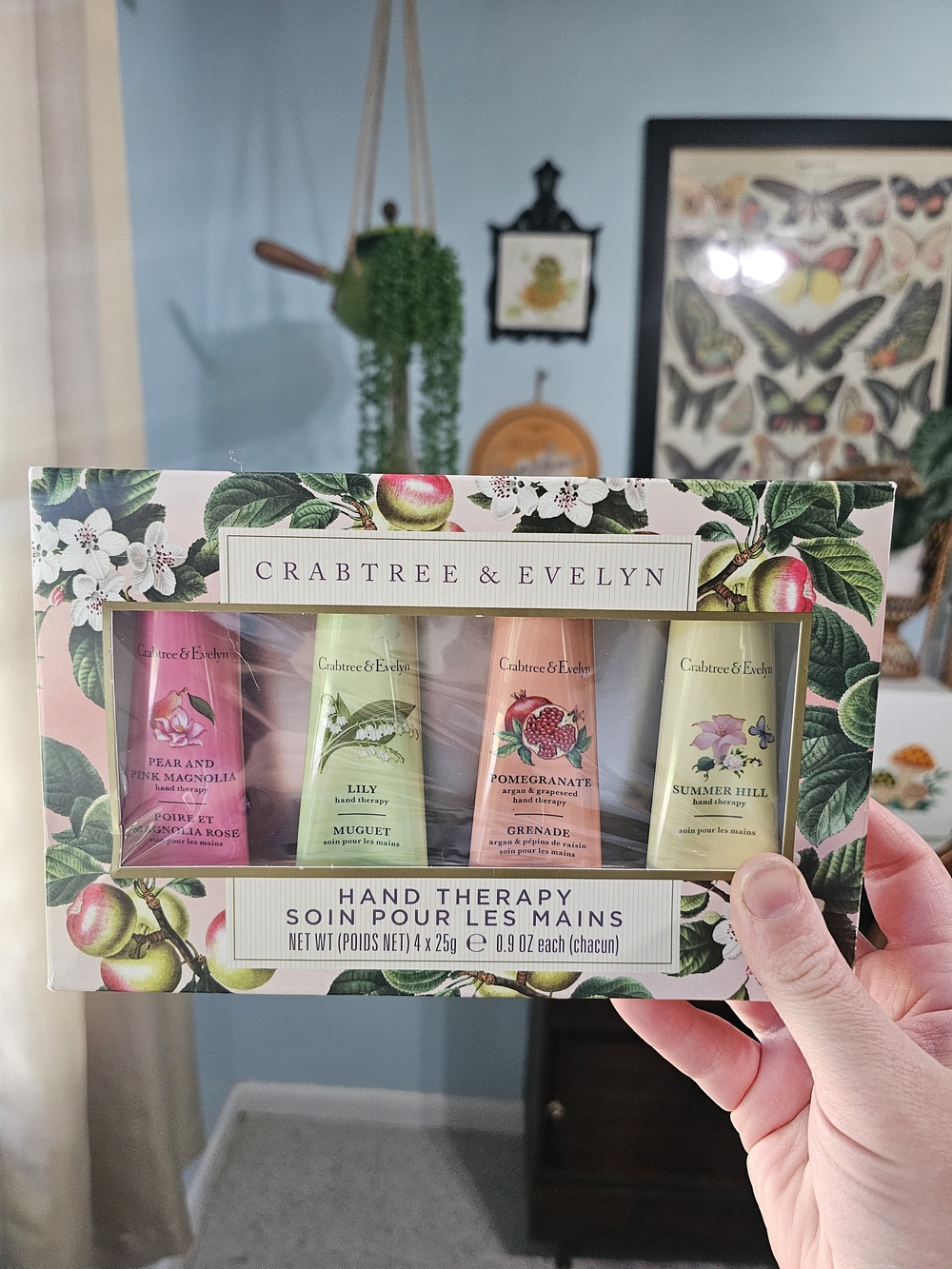 NWT Crabtree & Evelyn Hand Therapy 4-Pack Gift Set